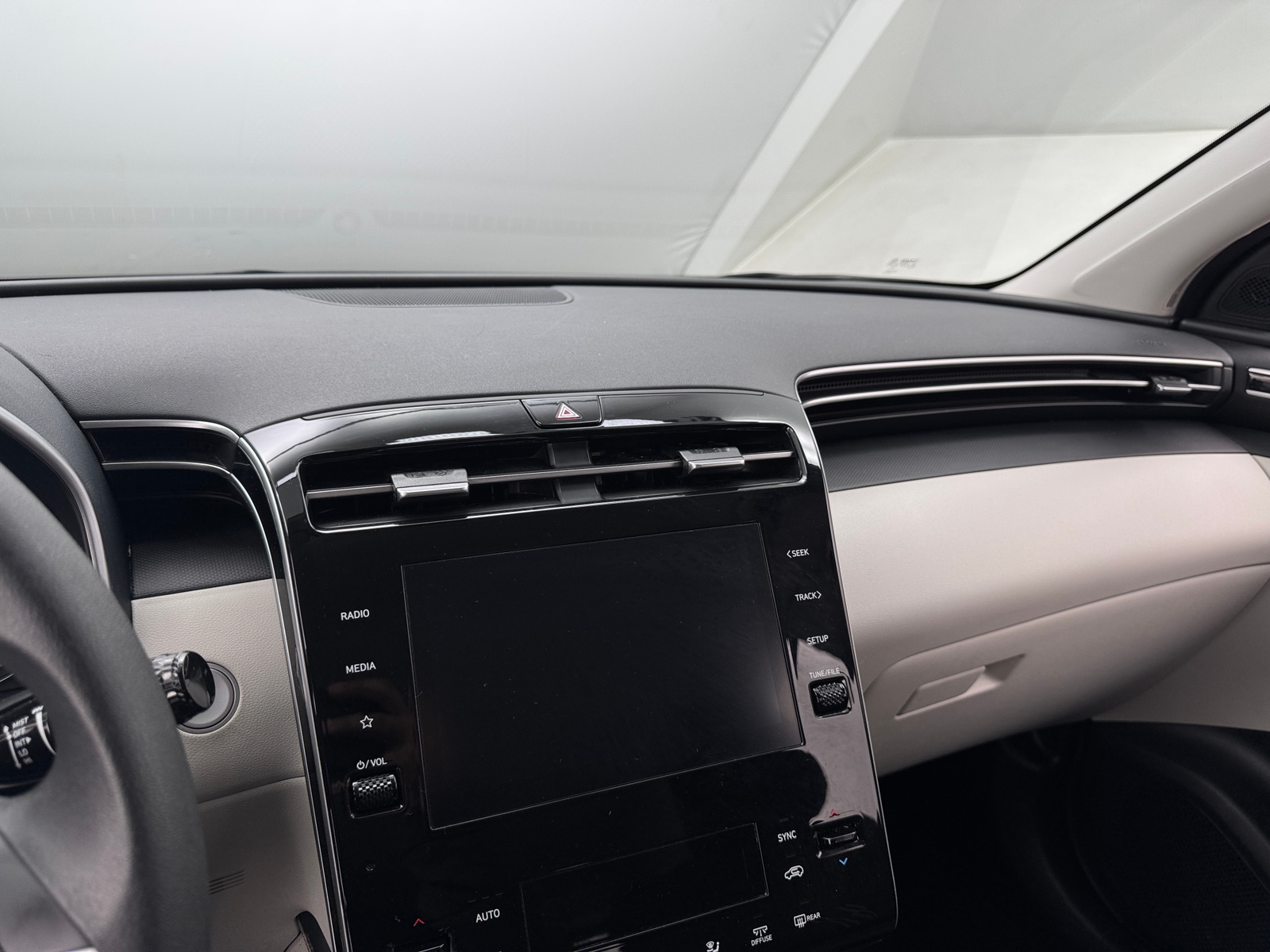 Thumbnail: 2024 Hyundai Tucson - 4