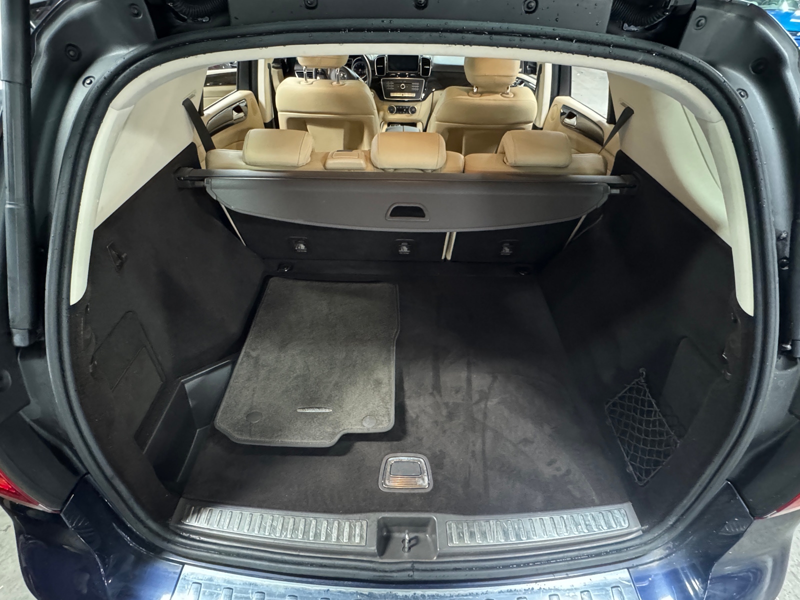 Thumbnail: 2017 Mercedes-Benz GLE - 6