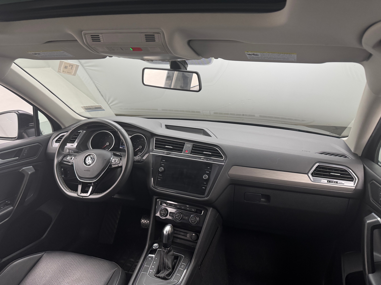 Thumbnail: 2021 Volkswagen Tiguan - 2