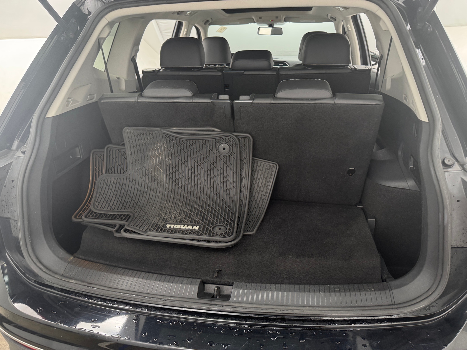 Thumbnail: 2021 Volkswagen Tiguan - 6