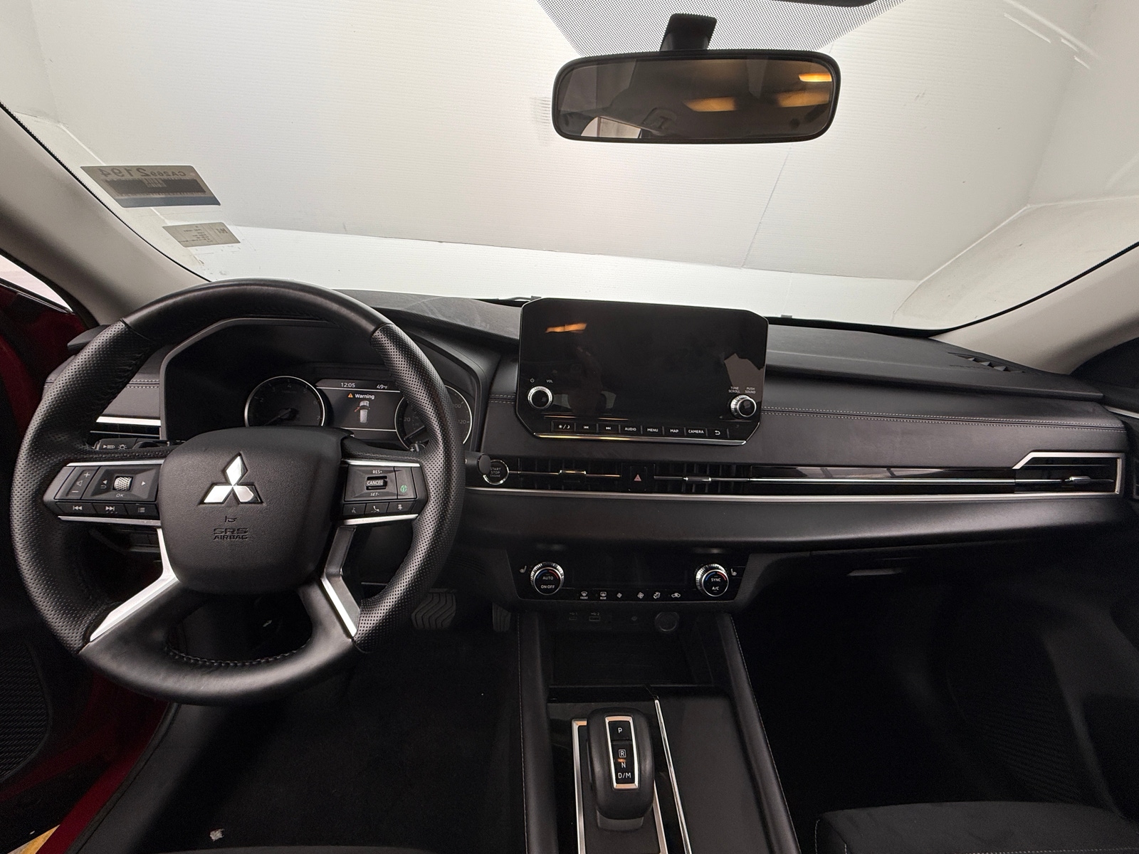 Thumbnail: 2024 Mitsubishi Outlander - 2