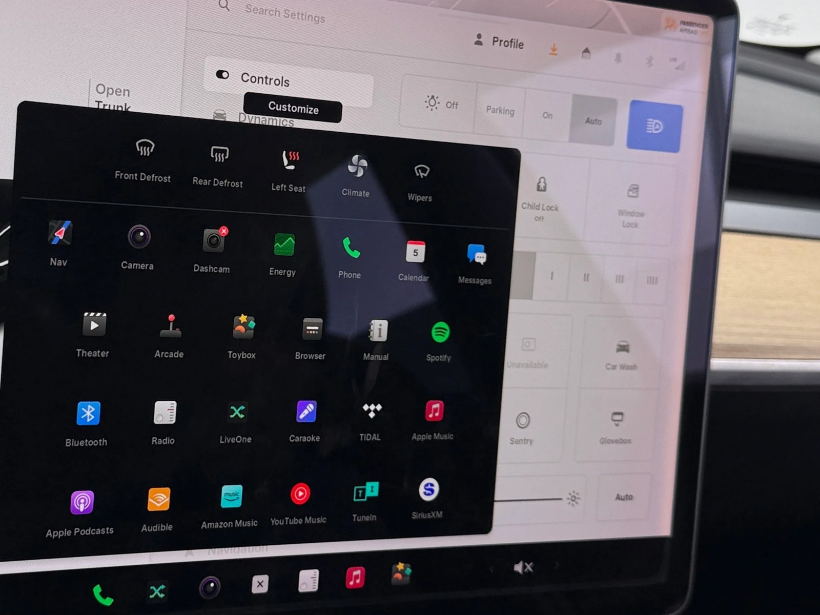 Thumbnail: 2019 Tesla Model 3 - 3