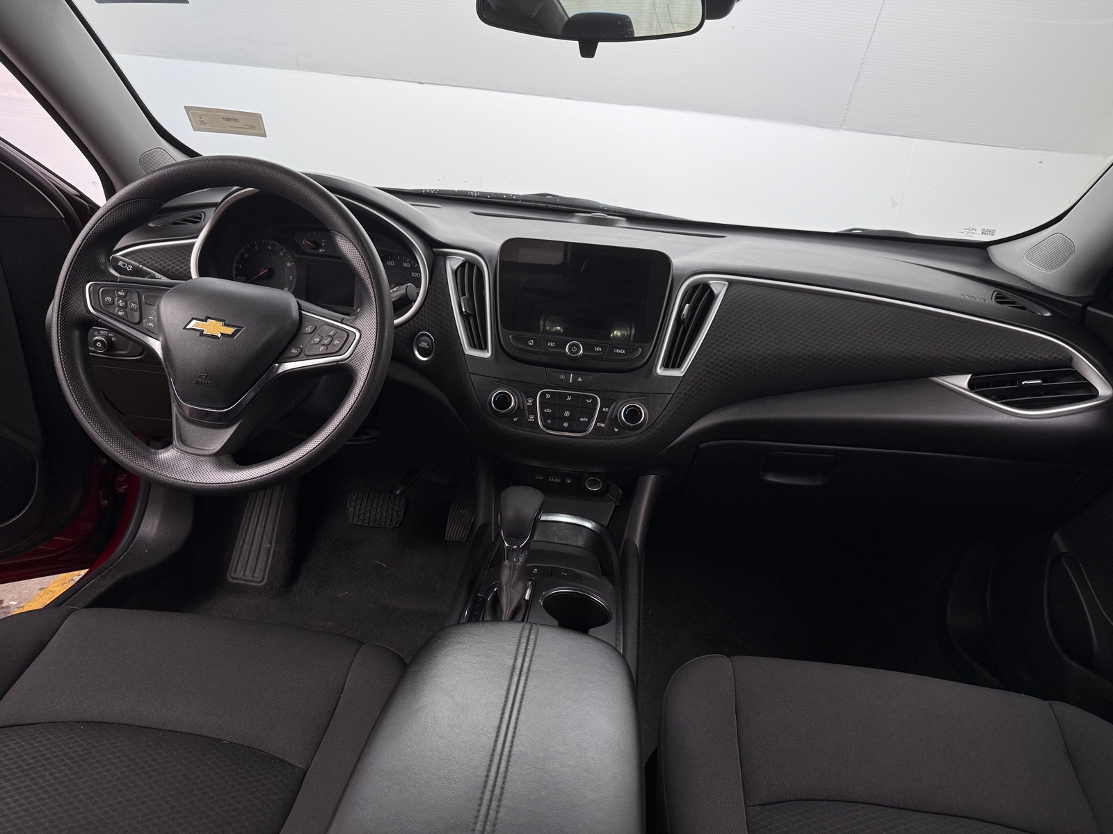 Thumbnail: 2024 Chevrolet Malibu - 3