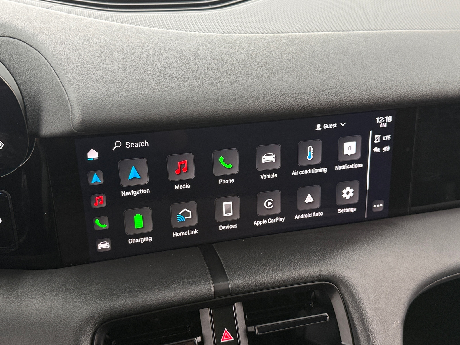 Thumbnail: 2023 Porsche Taycan - 3