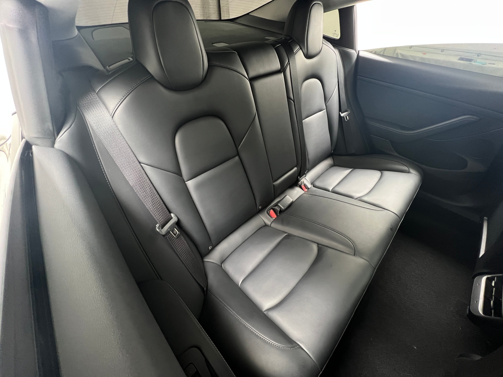 Thumbnail: 2022 Tesla Model 3 - 5