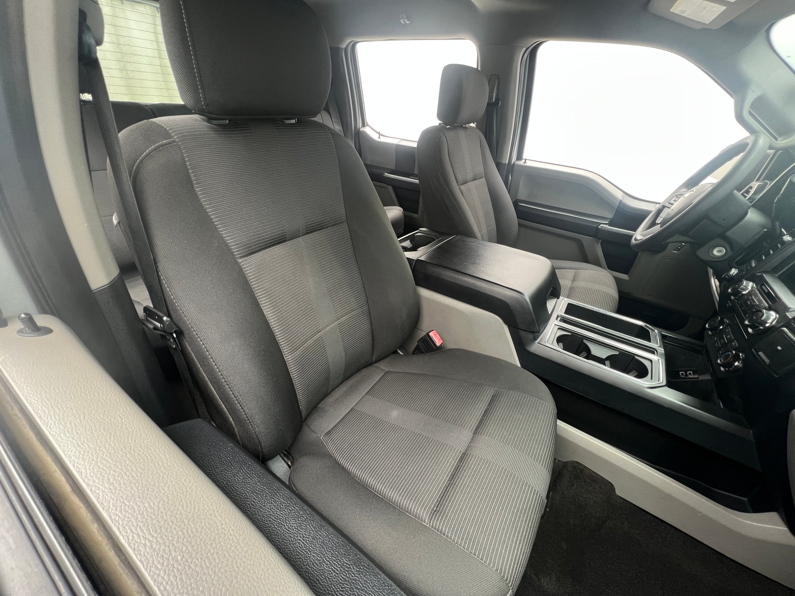 Thumbnail: 2018 Ford Econoline - 2