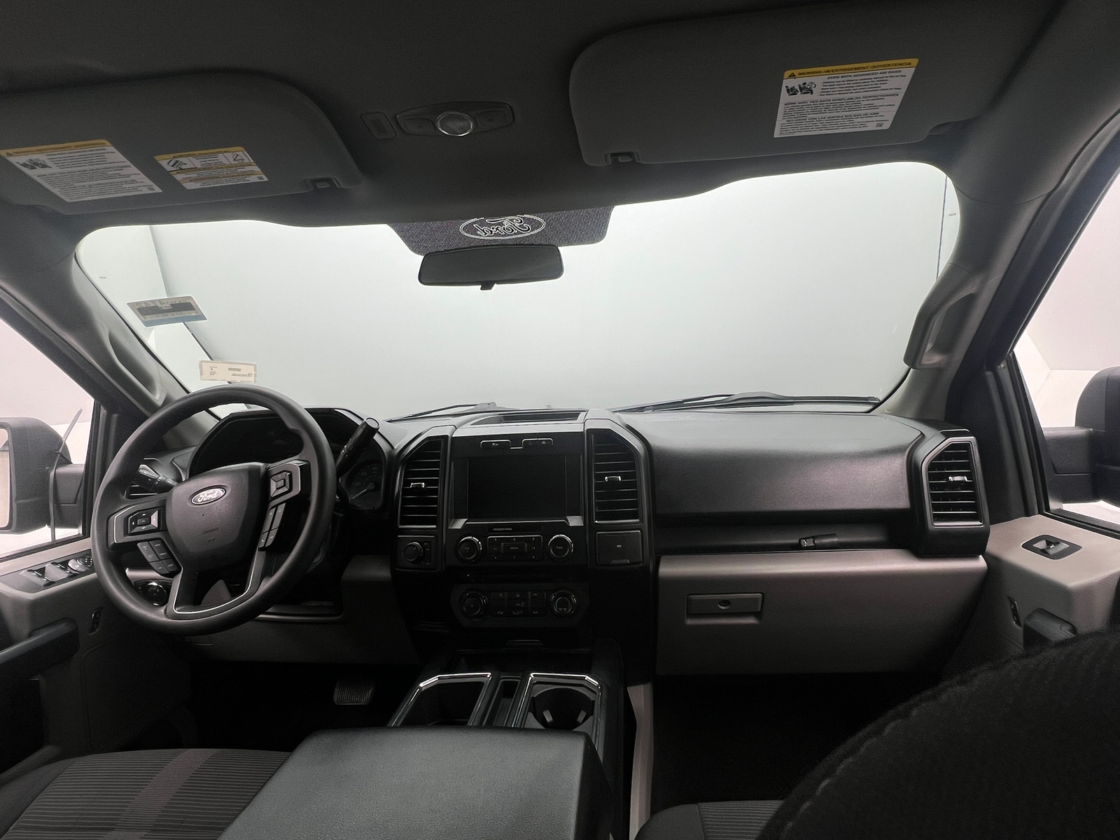 Thumbnail: 2018 Ford Econoline - 3