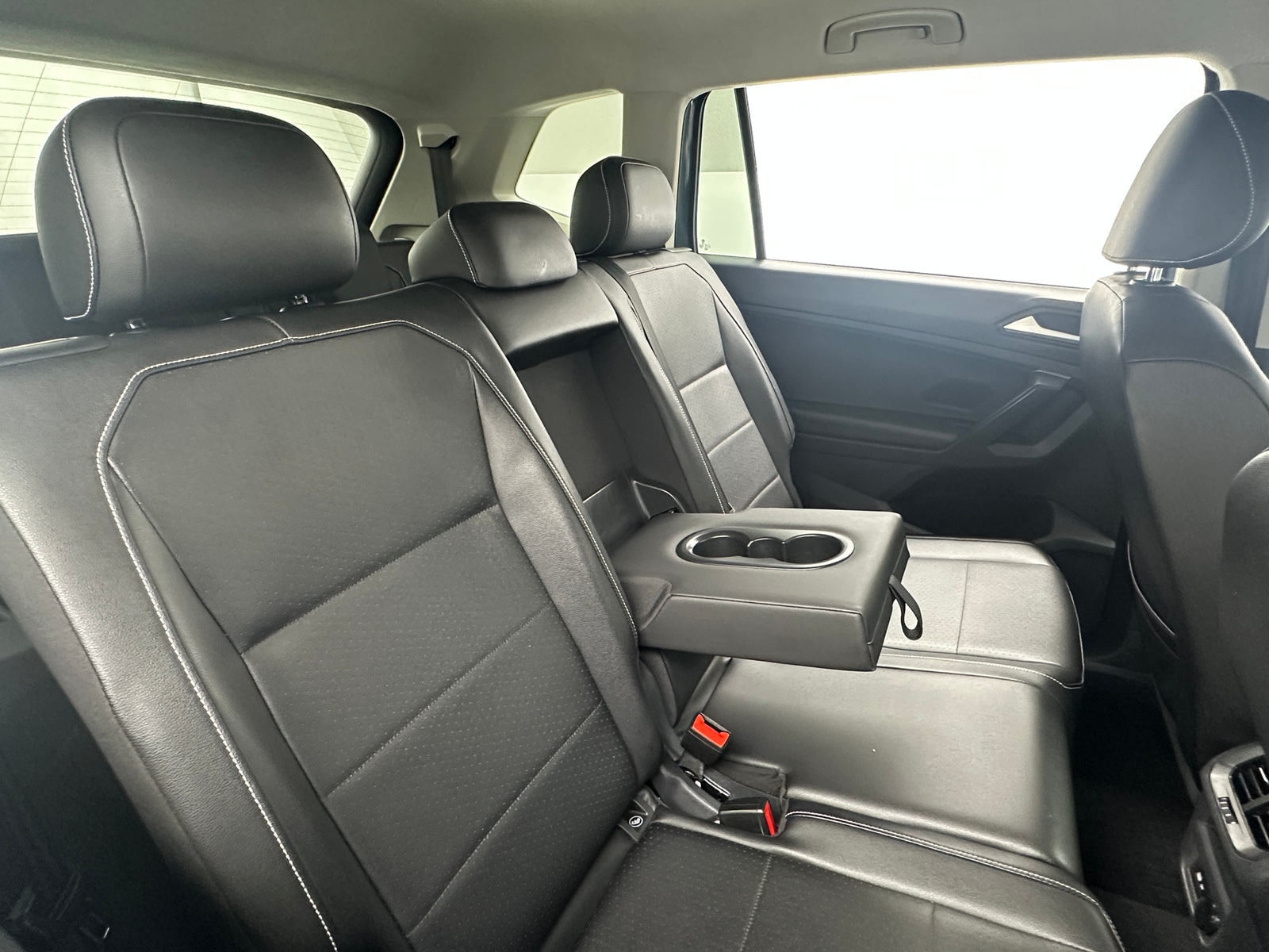 Thumbnail: 2021 Volkswagen Tiguan - 5