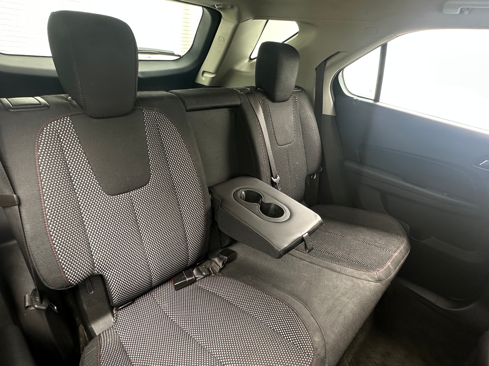 Thumbnail: 2016 Chevrolet Equinox - 6