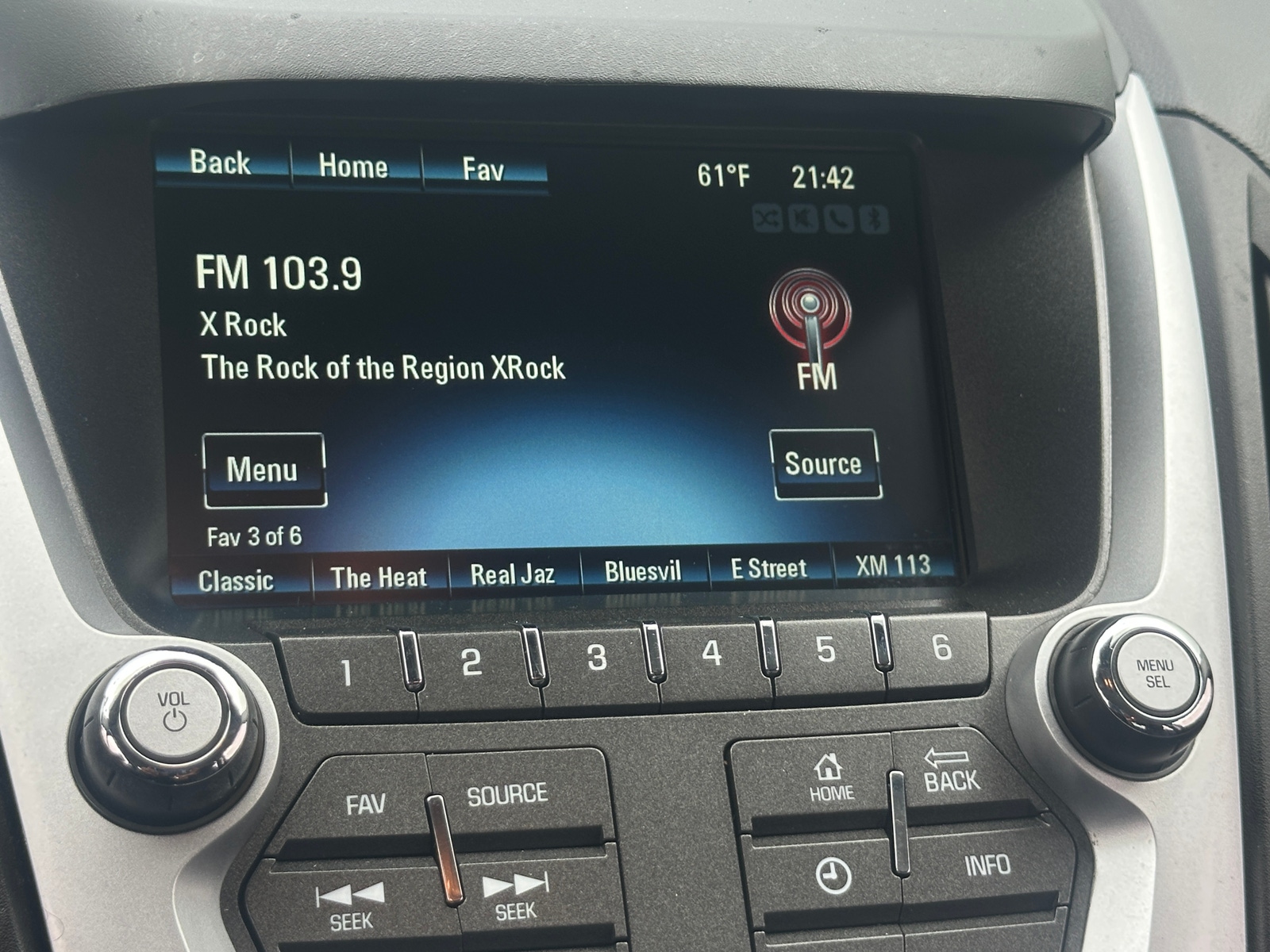 Thumbnail: 2016 Chevrolet Equinox - 4