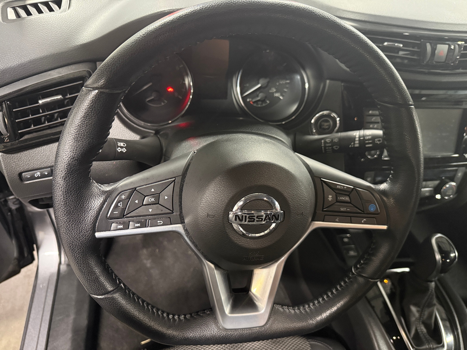 Thumbnail: 2022 Nissan Rogue Sport - 5