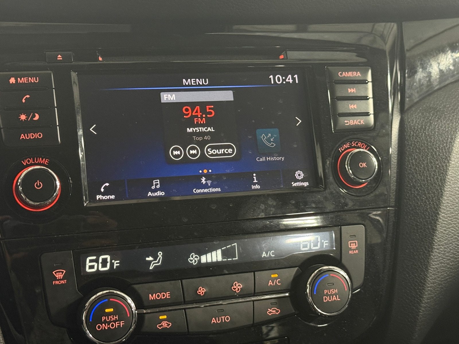 Thumbnail: 2022 Nissan Rogue Sport - 4