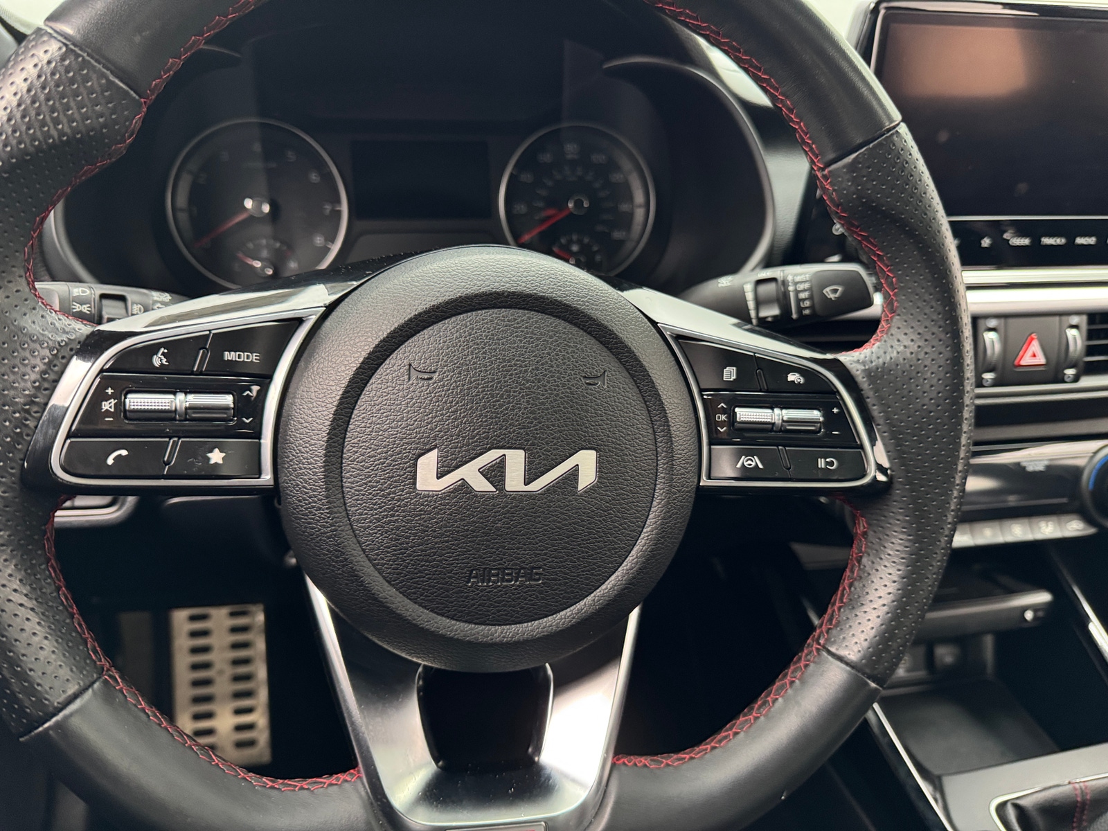 Thumbnail: 2022 Kia Forte - 5