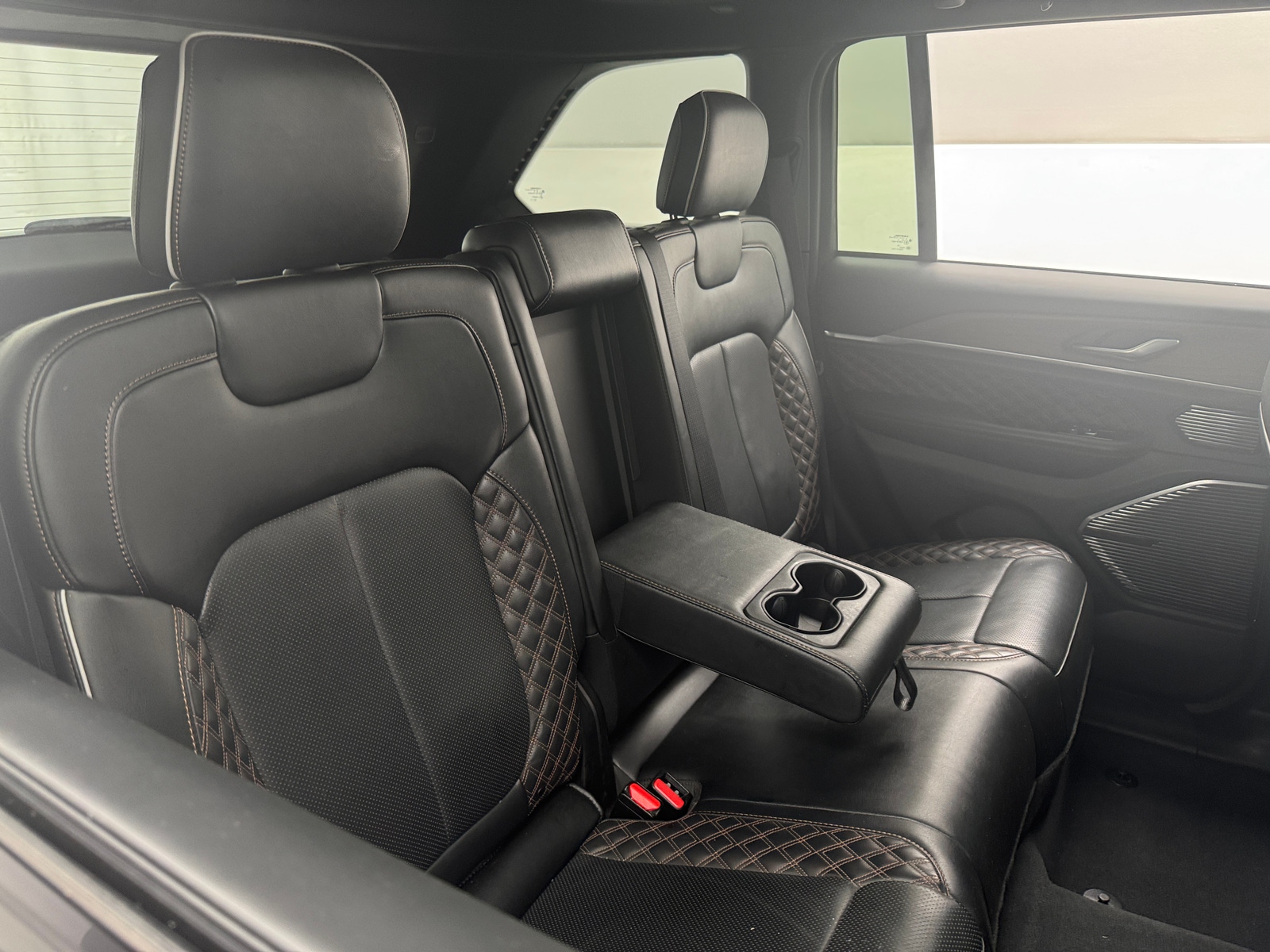 Thumbnail: 2022 Jeep Grand Cherokee - 5