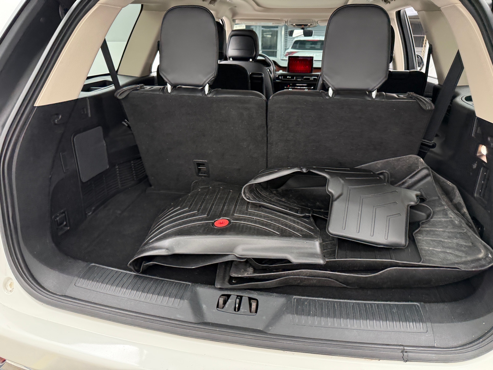 Thumbnail: 2020 Lincoln Aviator - 6