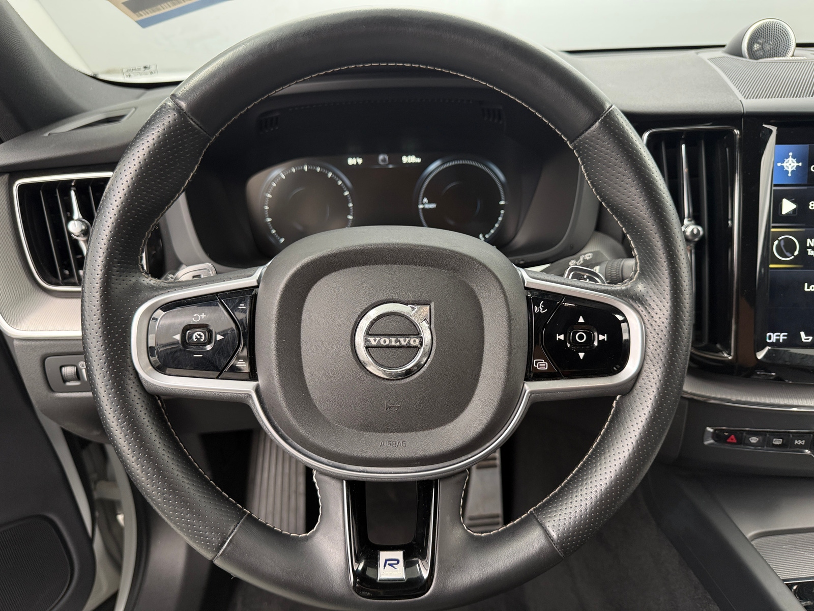 Thumbnail: 2019 Volvo XC60 - 4