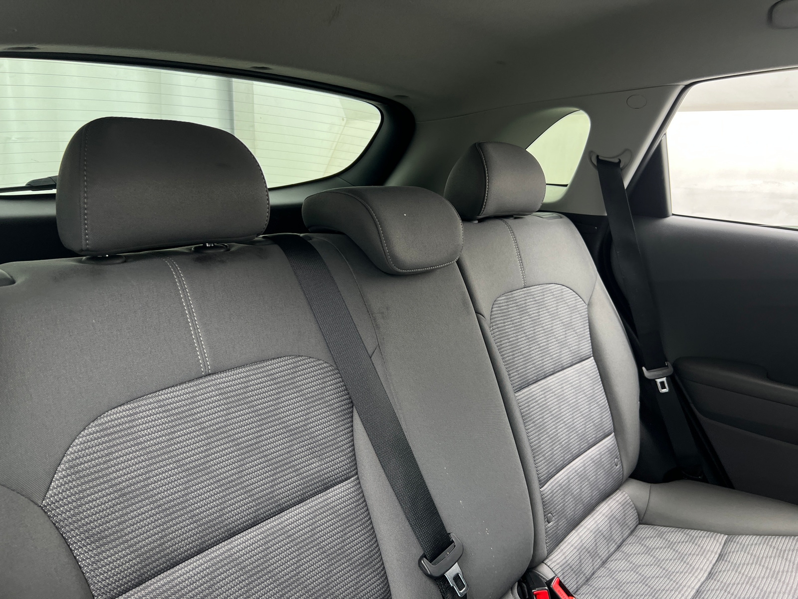 Thumbnail: 2021 Kia Niro - 6