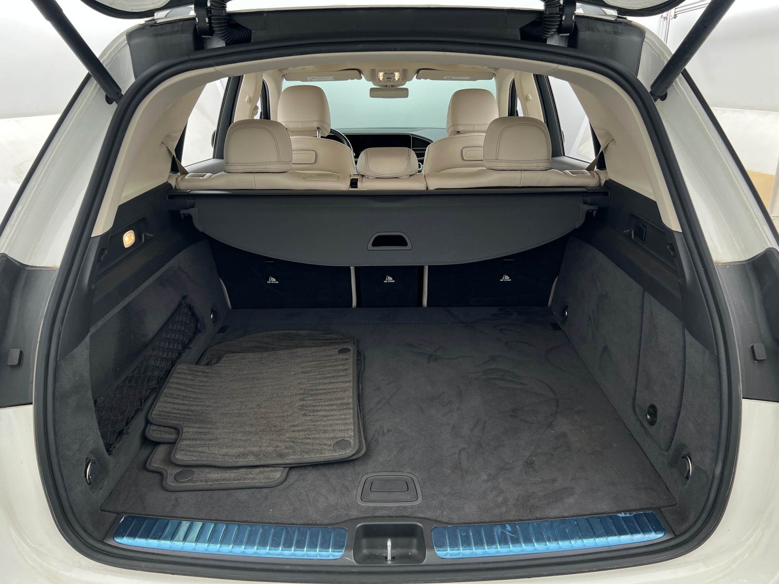 Thumbnail: 2020 Mercedes-Benz GLE - 6