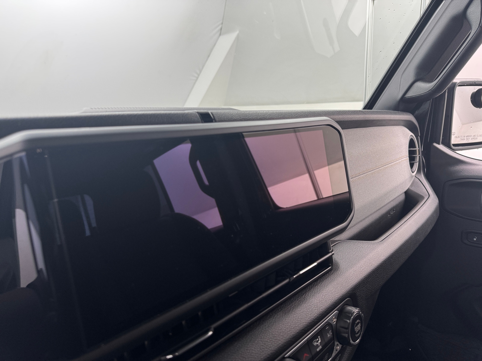 Thumbnail: 2024 Jeep Gladiator - 4