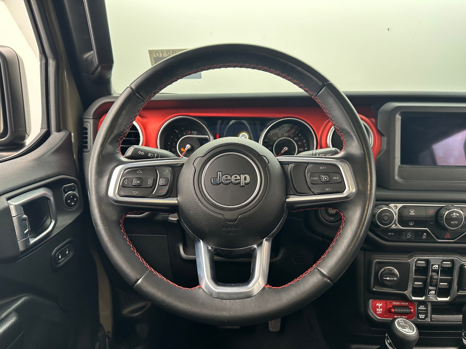 Thumbnail: 2020 Jeep Gladiator - 5