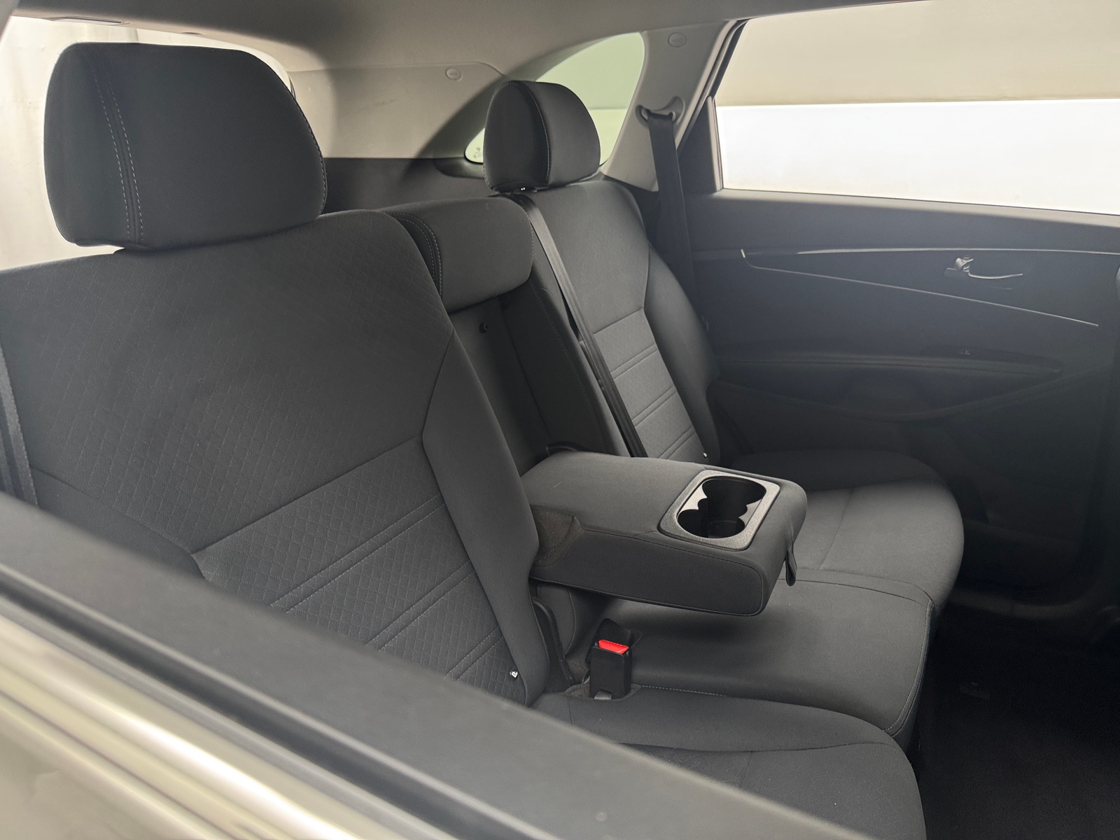 Thumbnail: 2018 Kia Sorento - 6