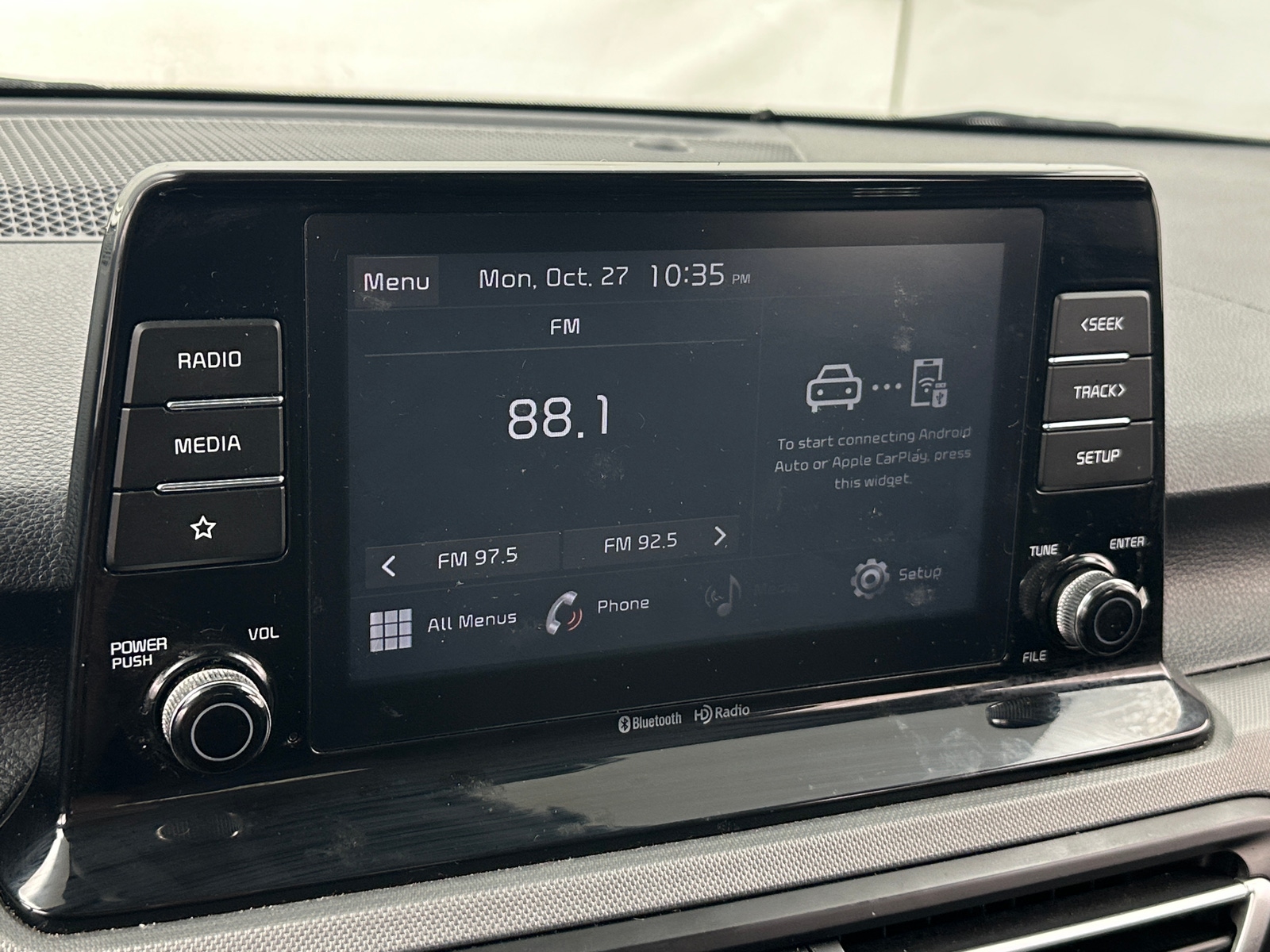 Thumbnail: 2023 Kia Seltos - 4