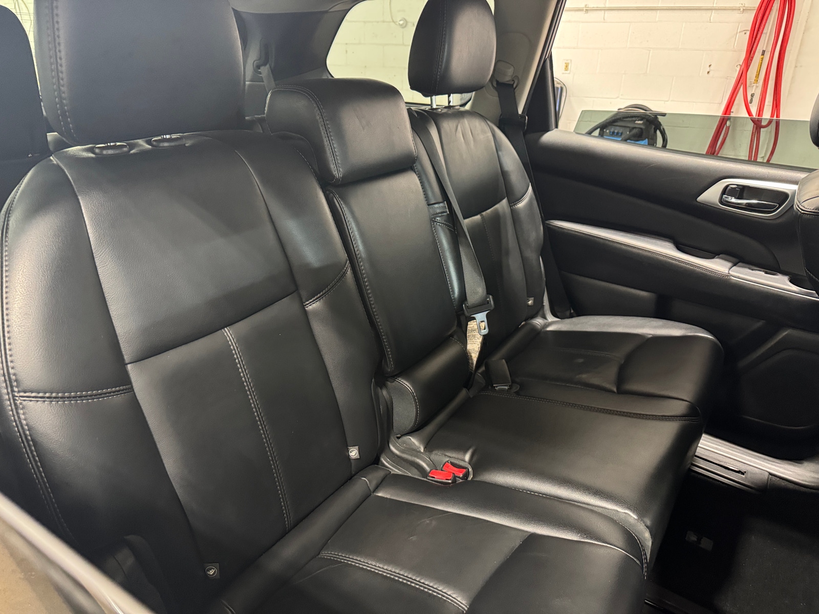 Thumbnail: 2015 Nissan Pathfinder - 5