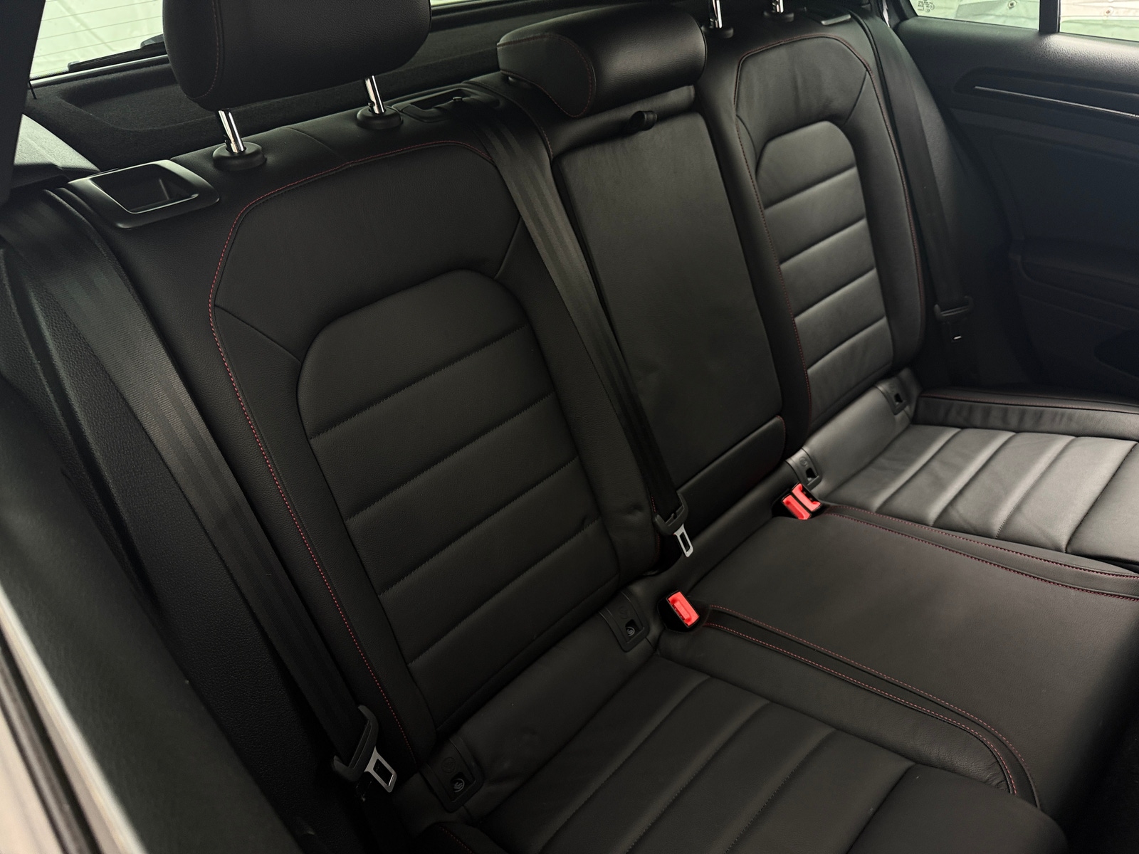 Thumbnail: 2017 Volkswagen Golf - 6