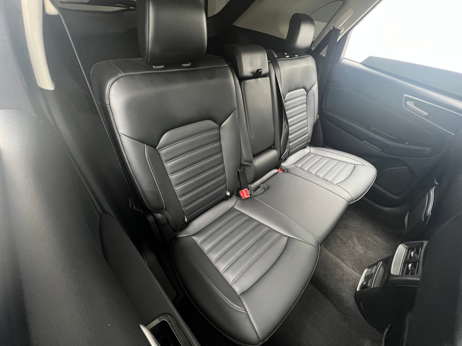 Thumbnail: 2020 Ford Edge - 5