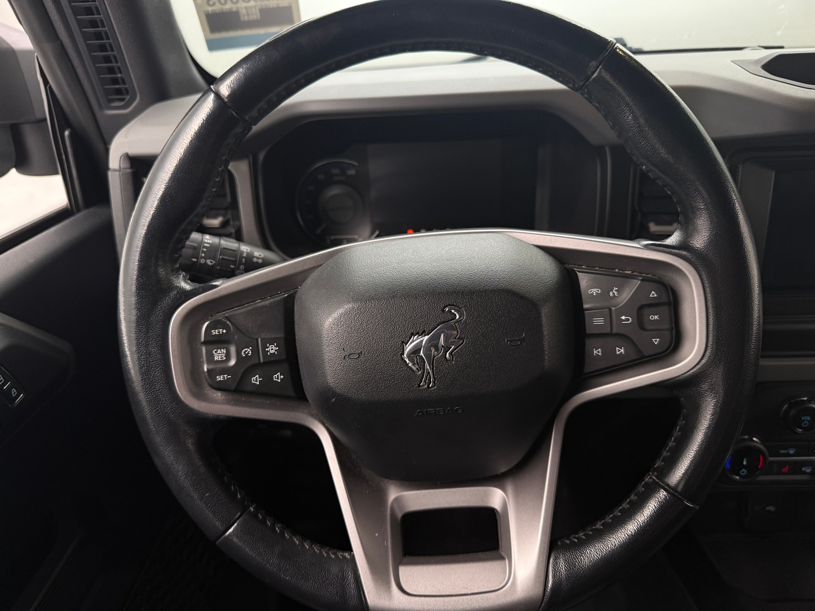 Thumbnail: 2022 Ford Bronco - 5