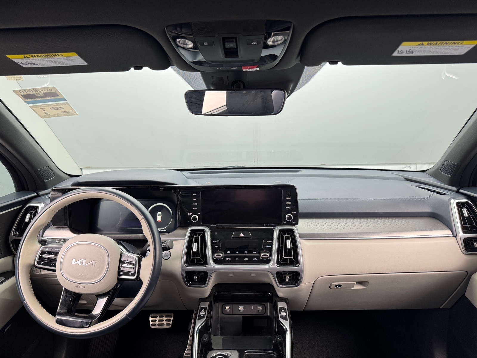 Thumbnail: 2023 Kia Sorento - 2