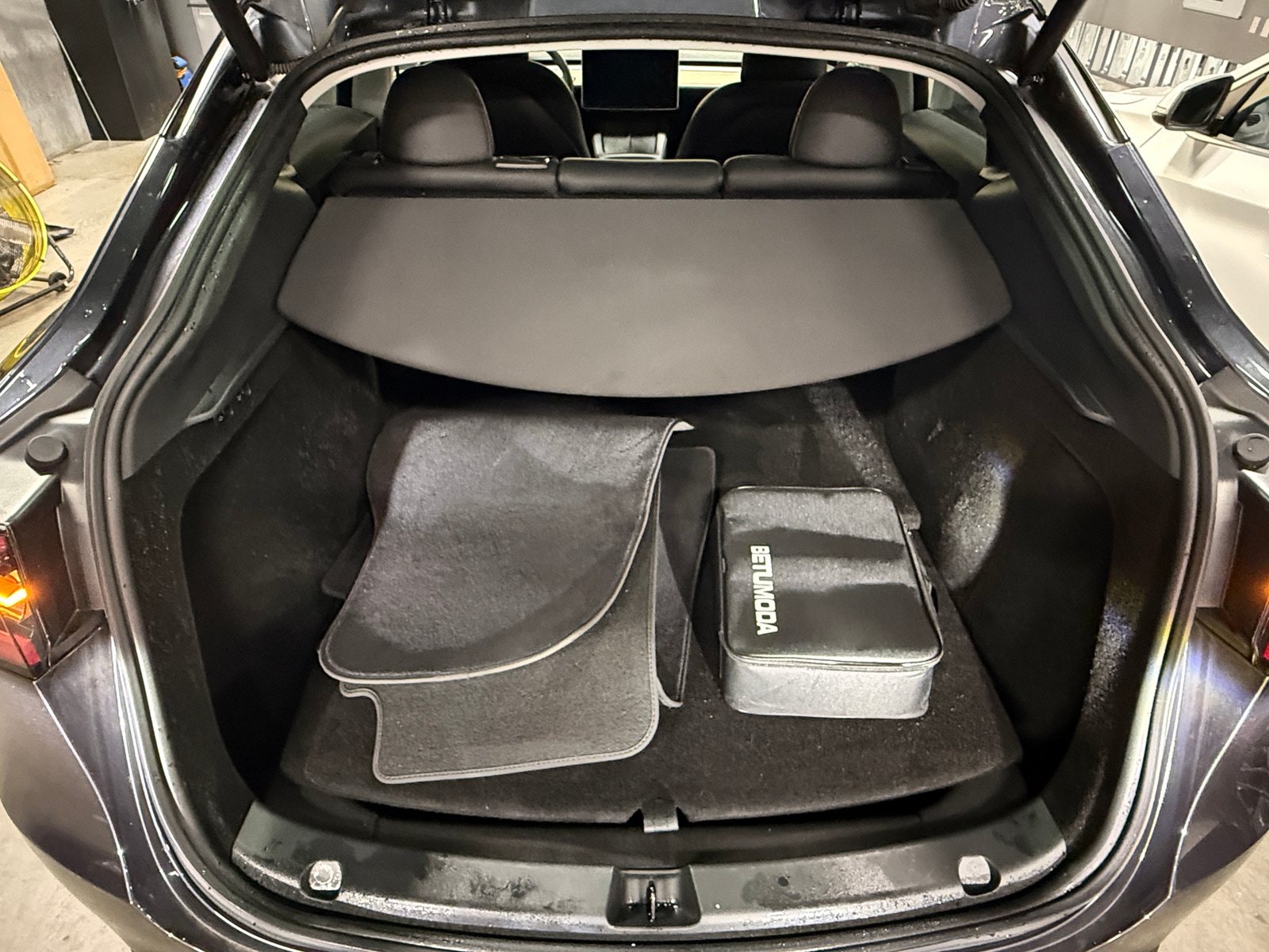 Thumbnail: 2024 Tesla Model Y - 6