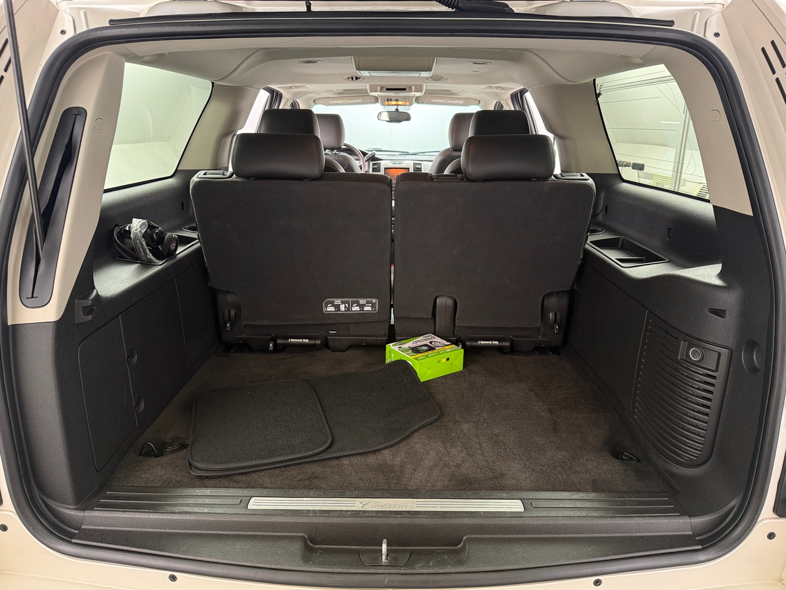 Thumbnail: 2014 Cadillac Escalade - 6