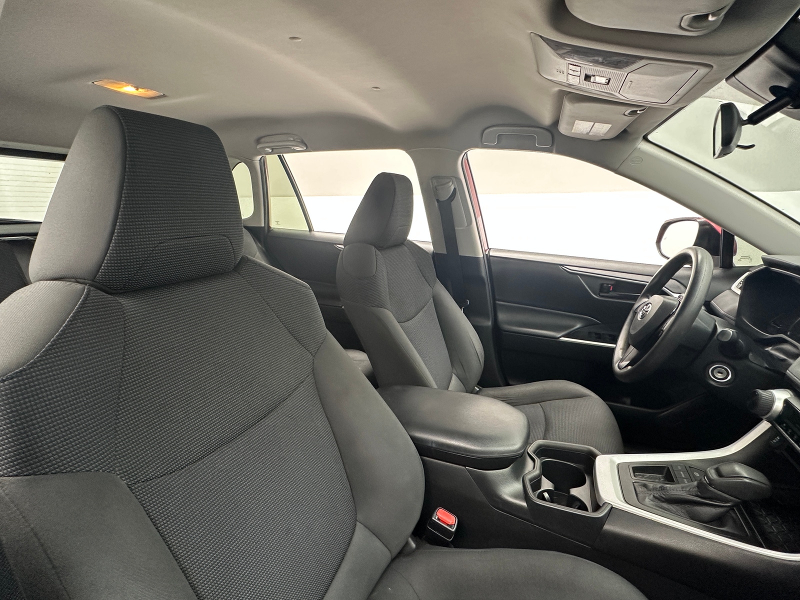 Thumbnail: 2020 Toyota RAV4 - 2