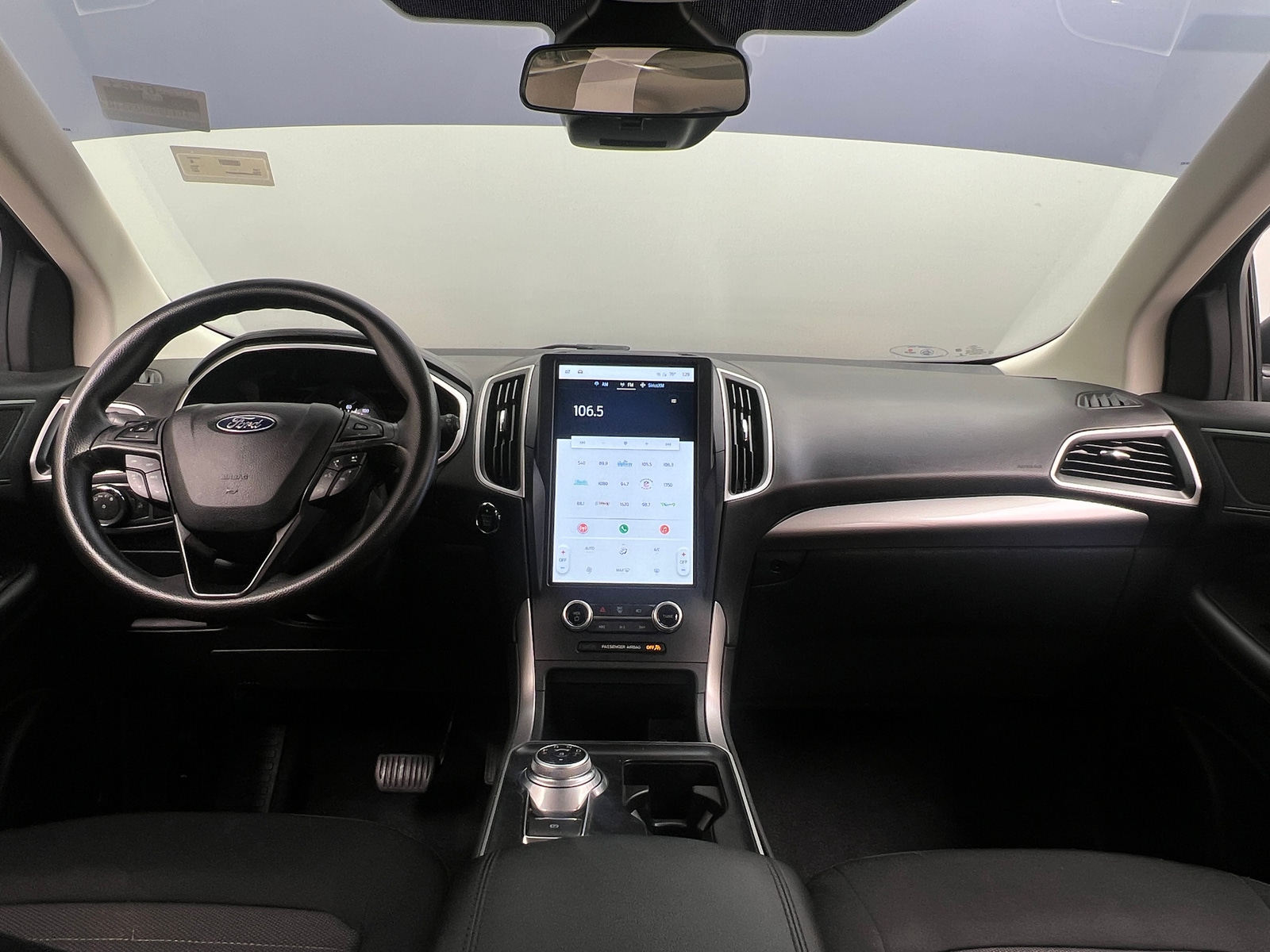 Thumbnail: 2021 Ford Edge - 3