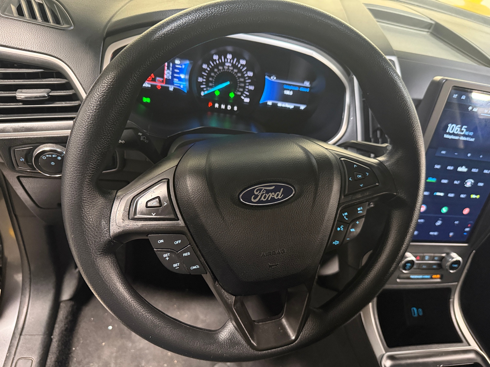 Thumbnail: 2021 Ford Edge - 5