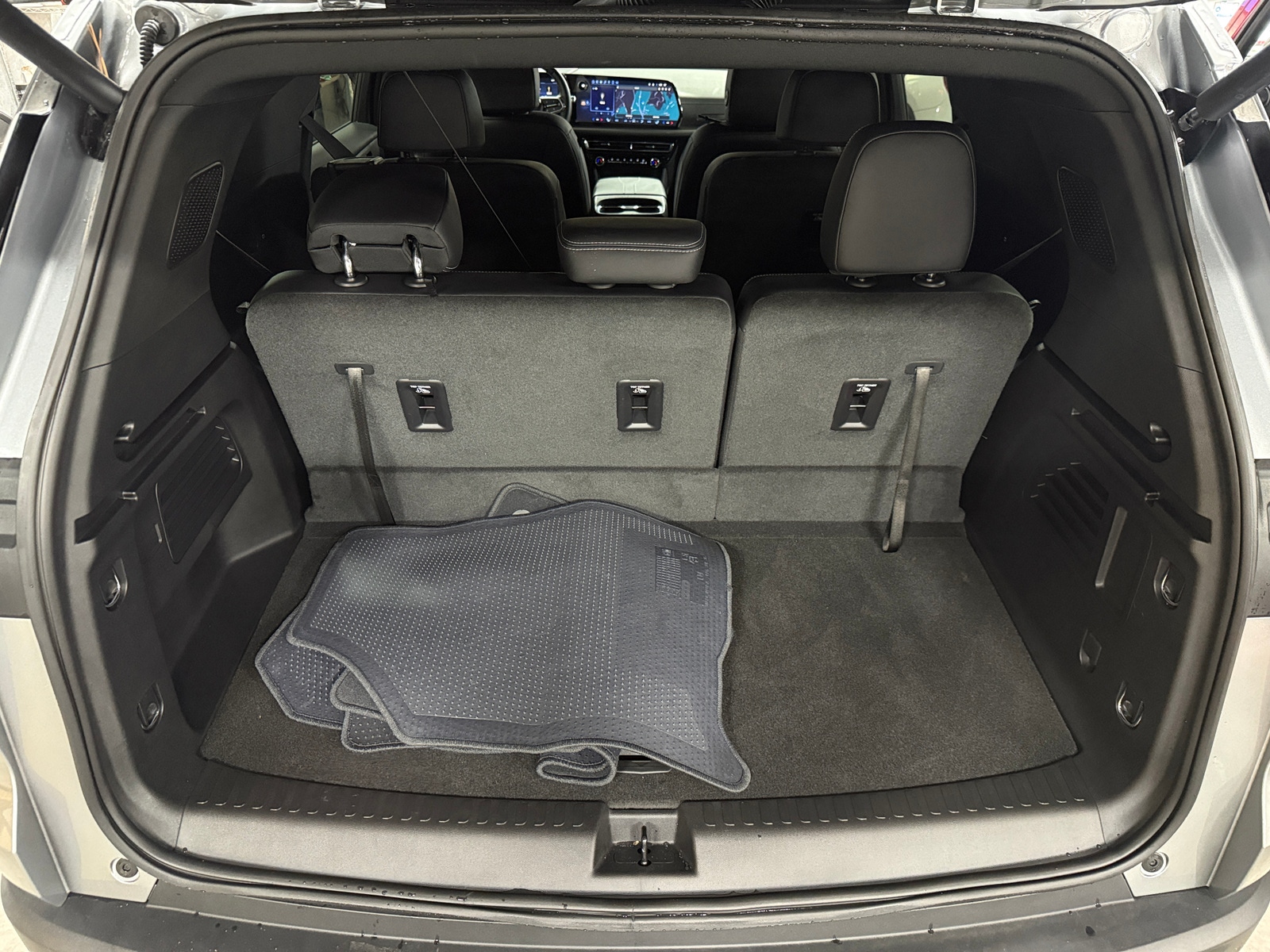 Thumbnail: 2025 Chevrolet Traverse - 7