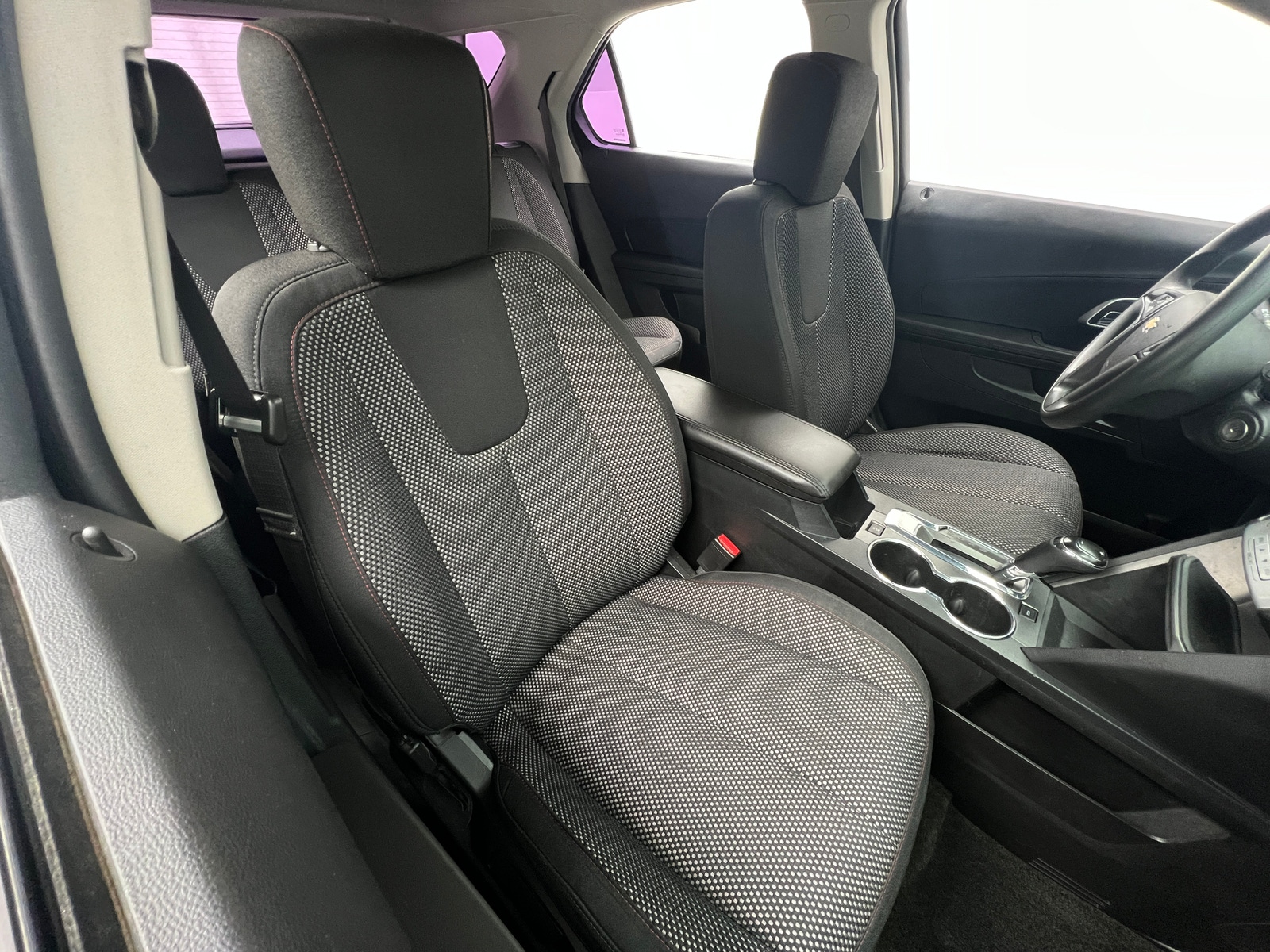 Thumbnail: 2017 Chevrolet Equinox - 2