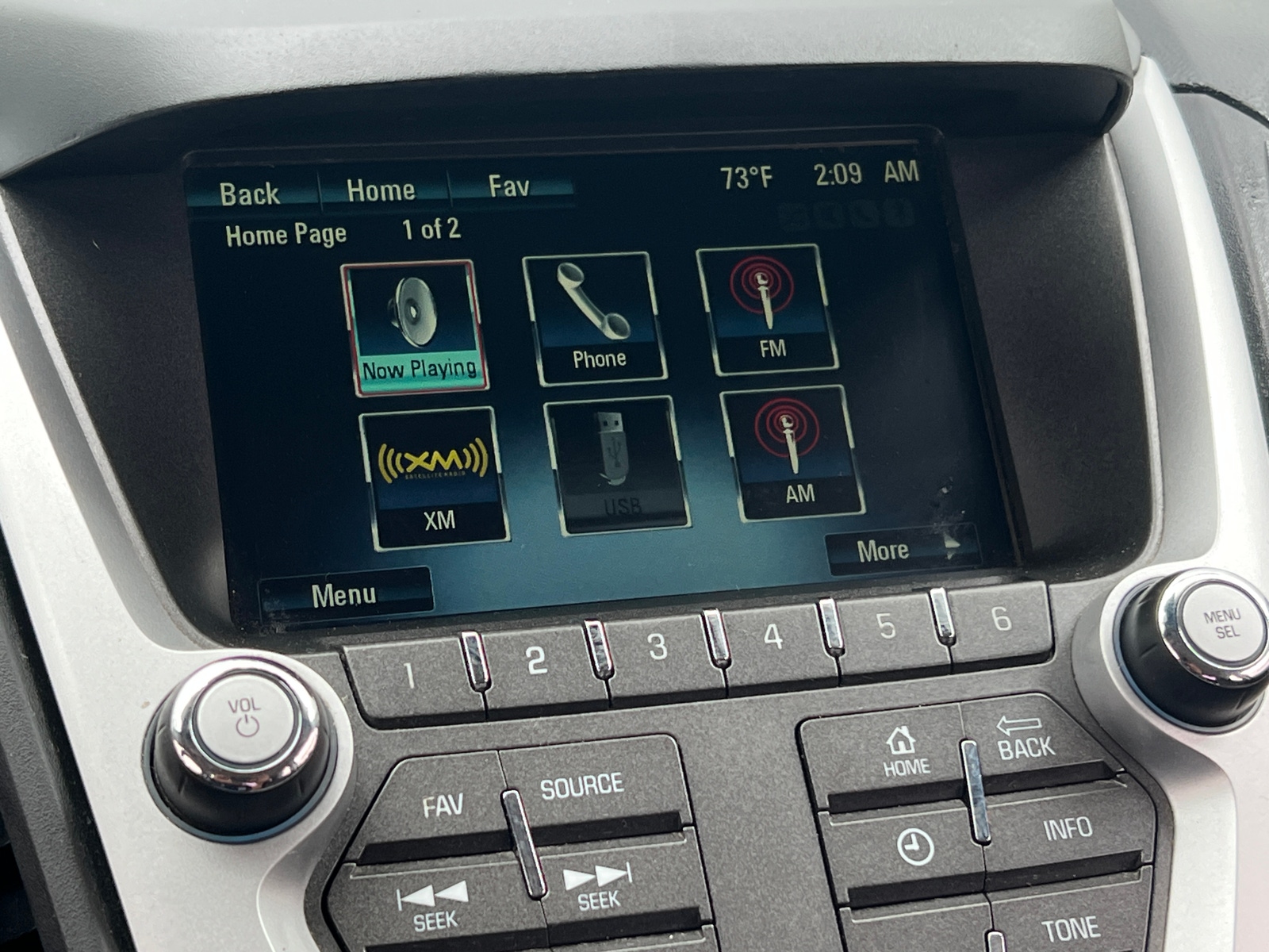 Thumbnail: 2017 Chevrolet Equinox - 4