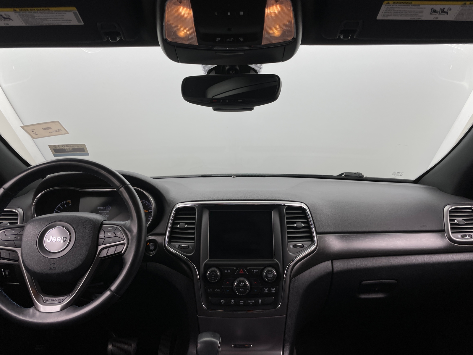 Thumbnail: 2018 Jeep Grand Cherokee - 3