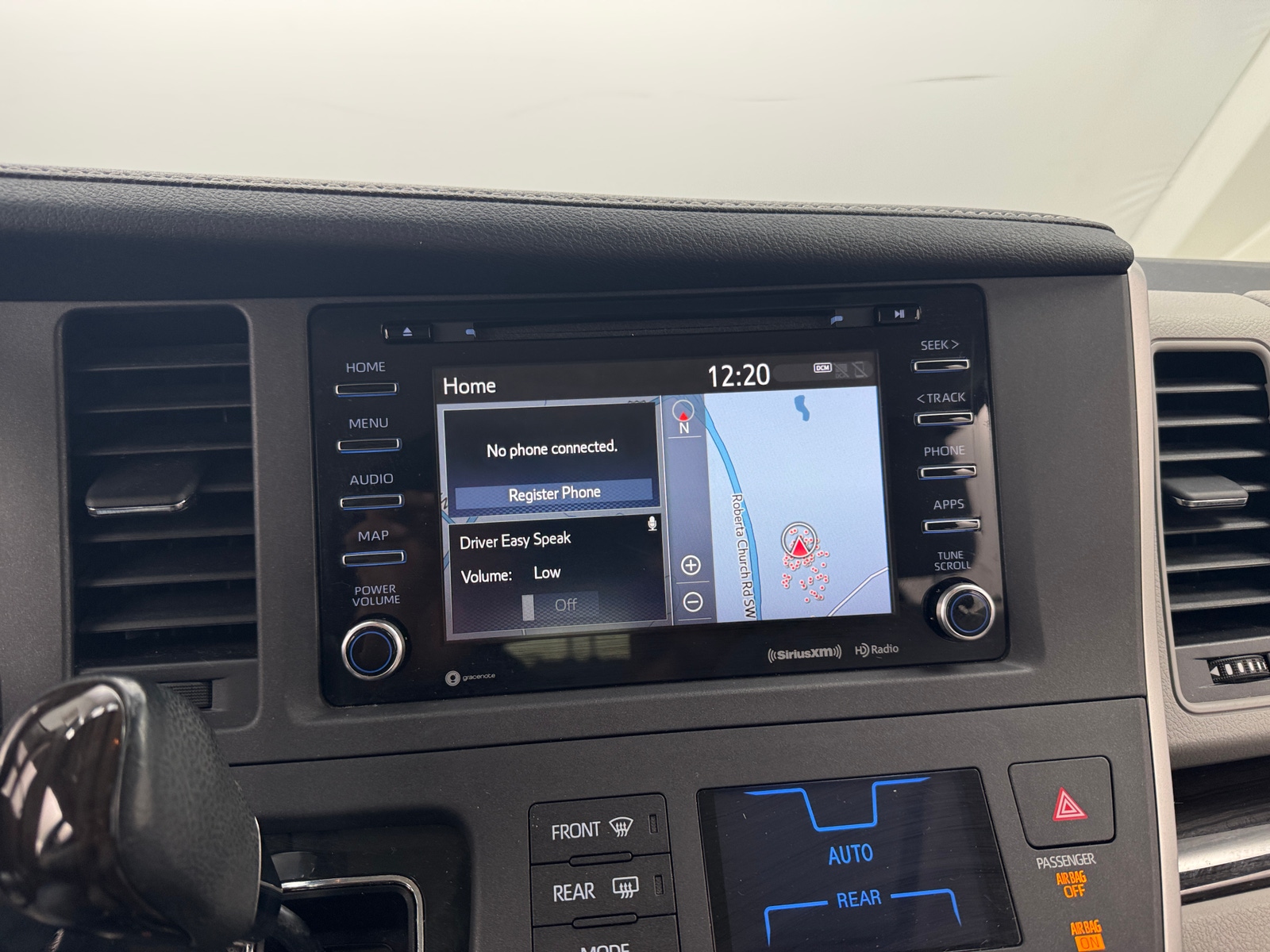 Thumbnail: 2020 Toyota Sienna - 3