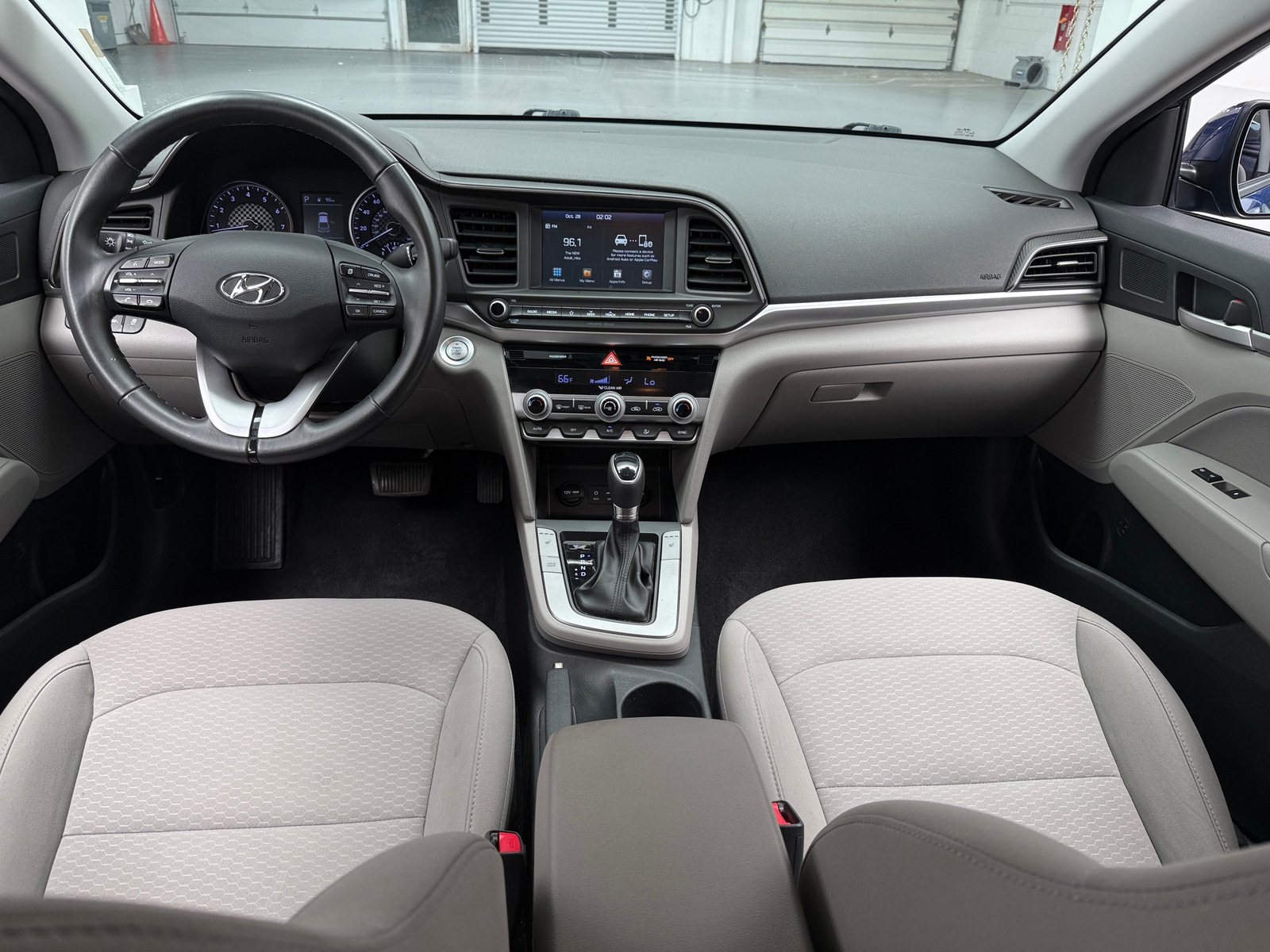 Thumbnail: 2019 Hyundai Elantra - 3