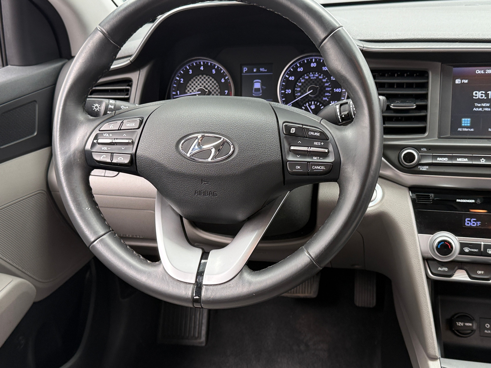 Thumbnail: 2019 Hyundai Elantra - 5