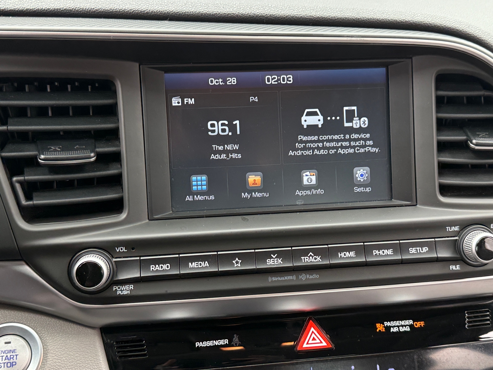 Thumbnail: 2019 Hyundai Elantra - 4