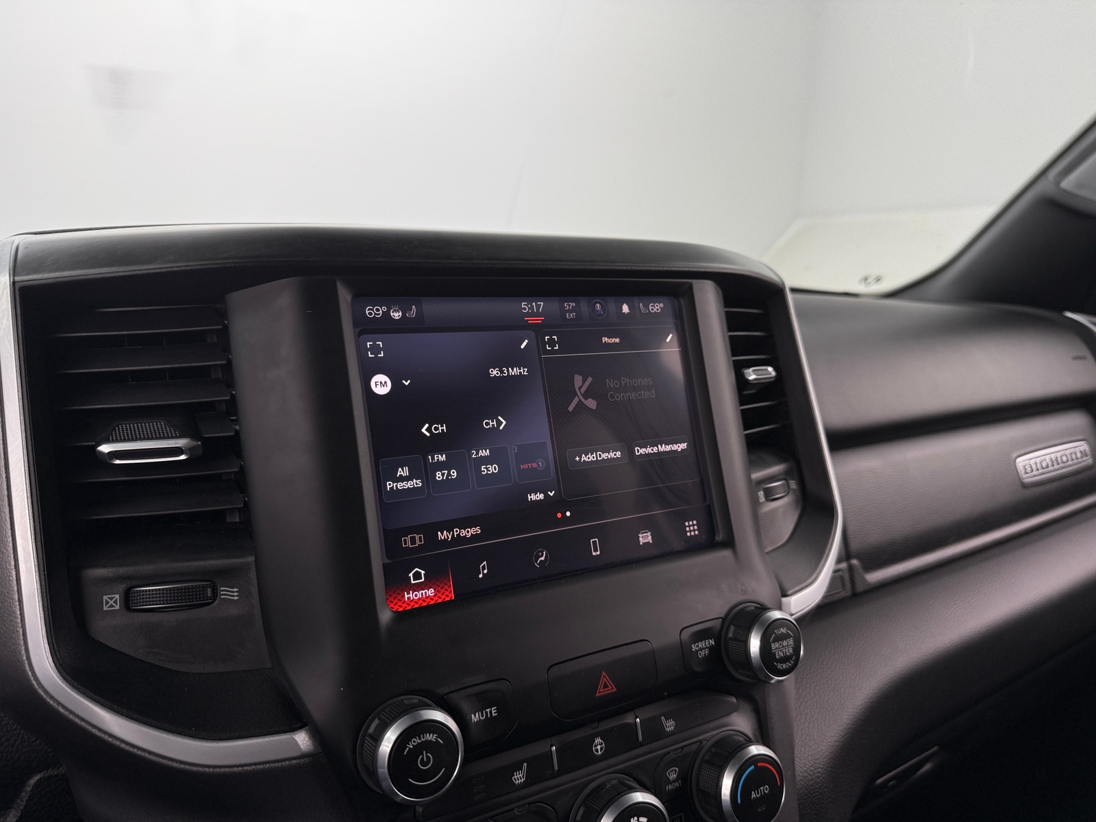 Thumbnail: 2022 RAM 1500 - 4