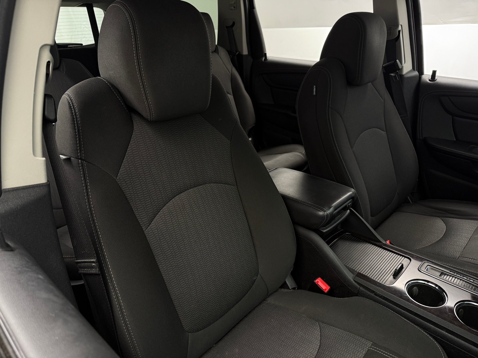 Thumbnail: 2016 Chevrolet Traverse - 2