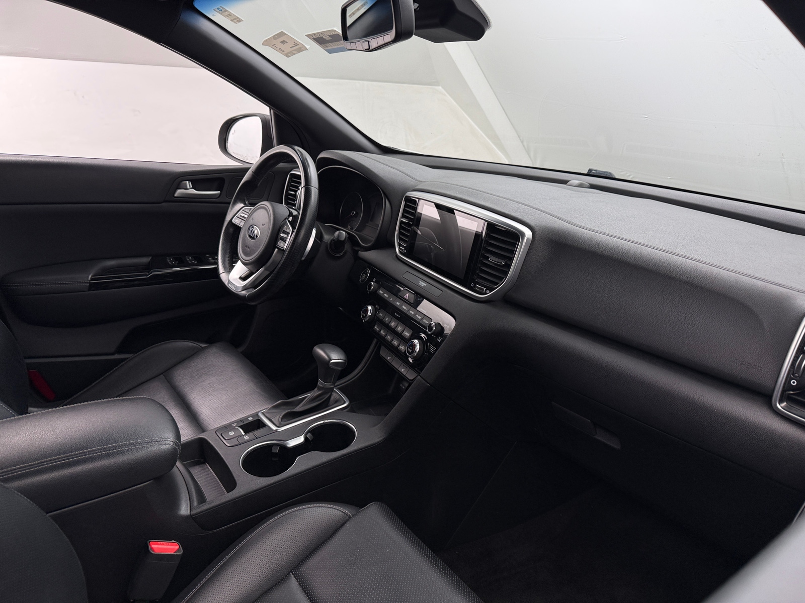 Thumbnail: 2021 Kia Sportage - 3