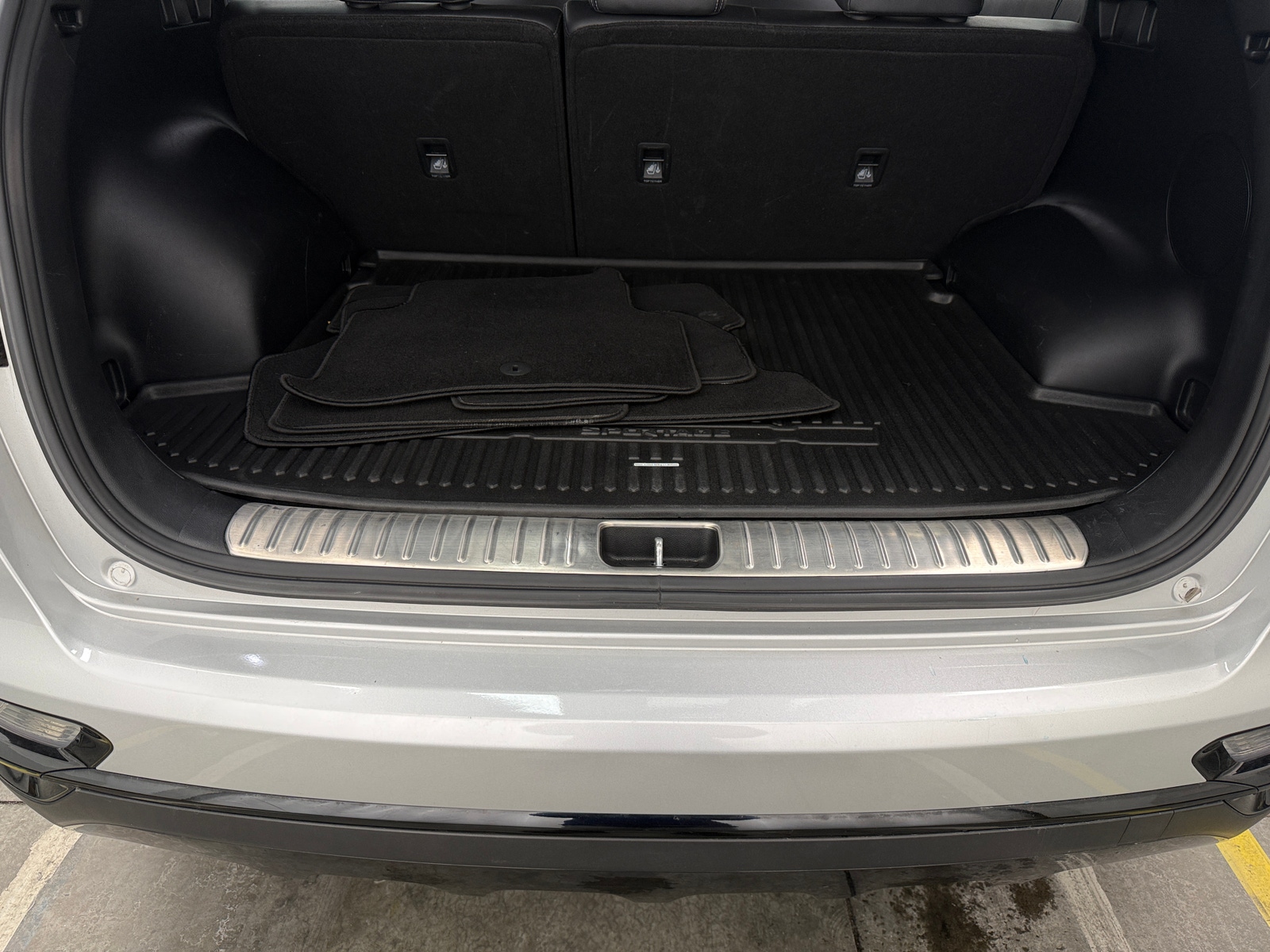 Thumbnail: 2021 Kia Sportage - 7