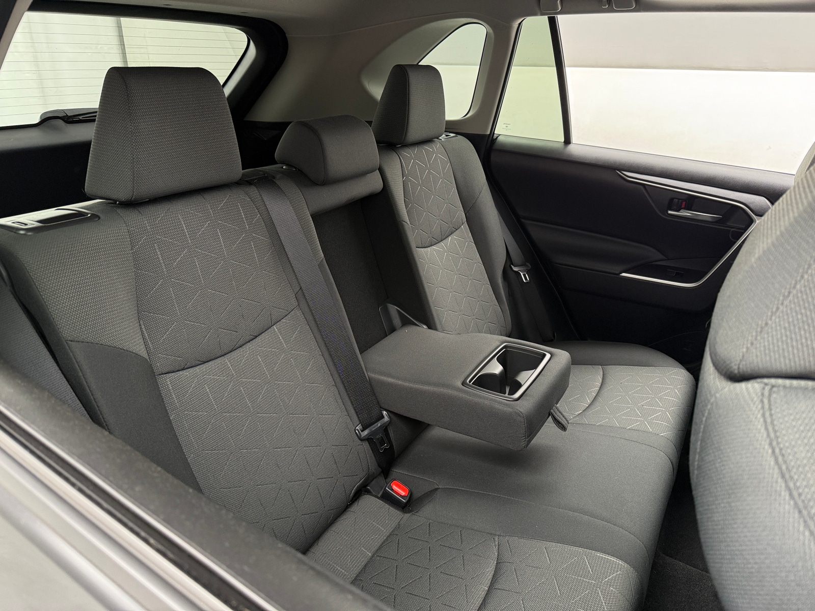 Thumbnail: 2022 Toyota RAV4 - 6