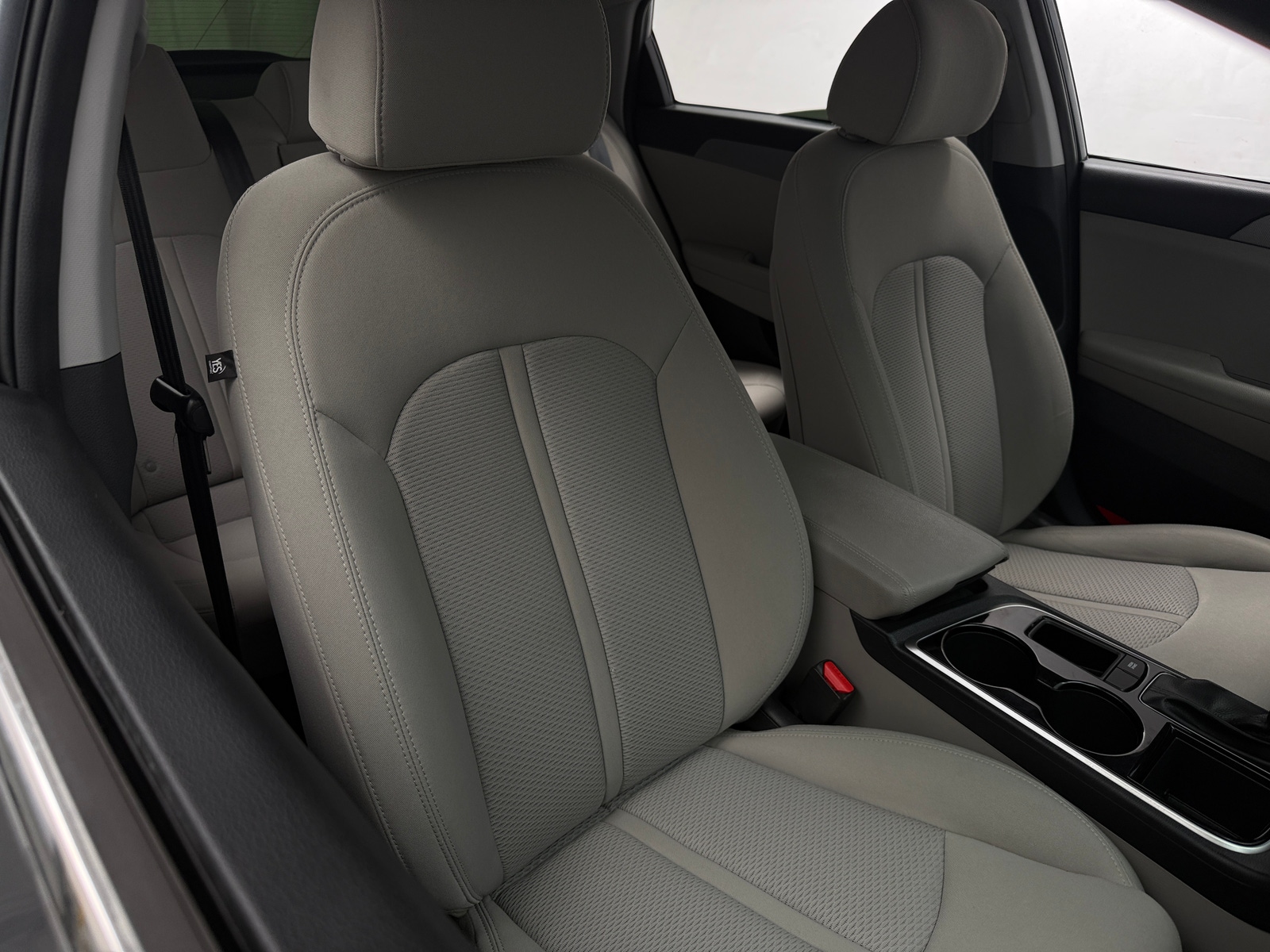 Thumbnail: 2019 Hyundai Sonata - 2